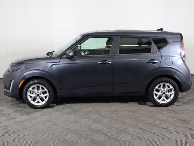 2023 Kia Soul LX IVT - 22927772 - 15