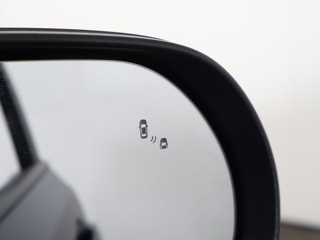 2023 Kia Soul LX IVT - 22927772 - 32