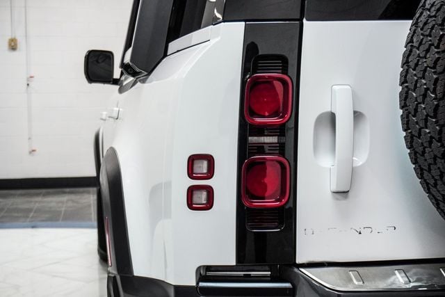 2023 Land Rover Defender 110 S AWD - 22852017 - 13