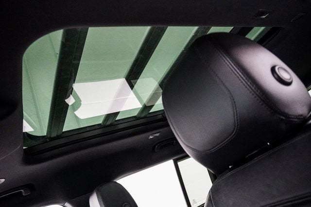 2023 Land Rover Defender 110 S AWD - 22852017 - 18