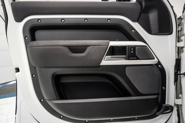 2023 Land Rover Defender 110 S AWD - 22852017 - 33