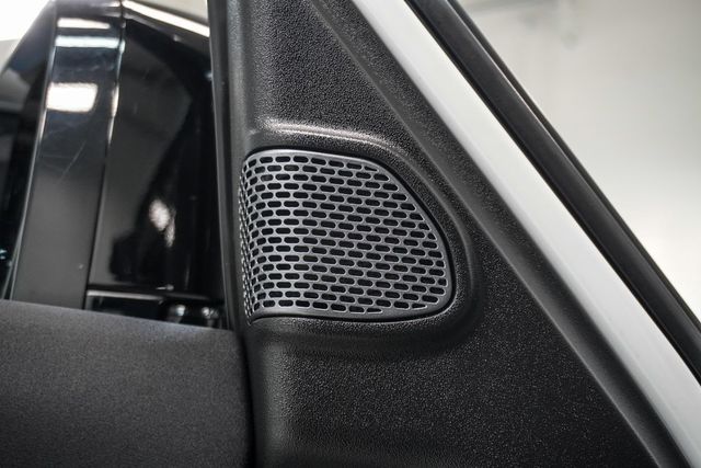 2023 Land Rover Defender 110 S AWD - 22852017 - 36