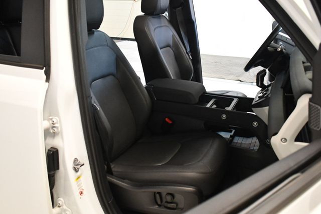 2023 Land Rover Defender 110 SE AWD - 22789546 - 30