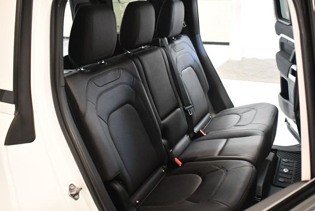 2023 Land Rover Defender 110 SE AWD - 22789546 - 38