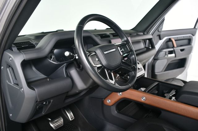 2023 Land Rover Defender 110 X AWD - 22931485 - 25