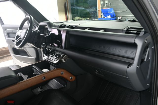 2023 Land Rover Defender 110 X AWD - 22931485 - 26