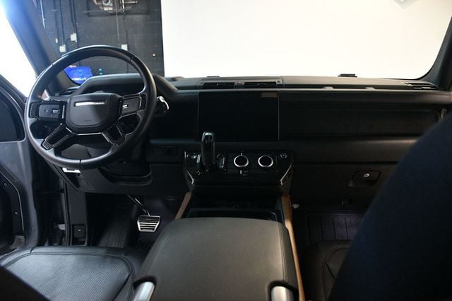 2023 Land Rover Defender 110 X AWD - 22931485 - 4