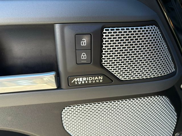 2023 Land Rover Defender Local Trade/Heated&Cooled Seats/Heads Up Display/Meridian Audio - 22933390 - 16