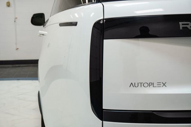 2023 Land Rover Range Rover P400 SE SWB - 22881865 - 13