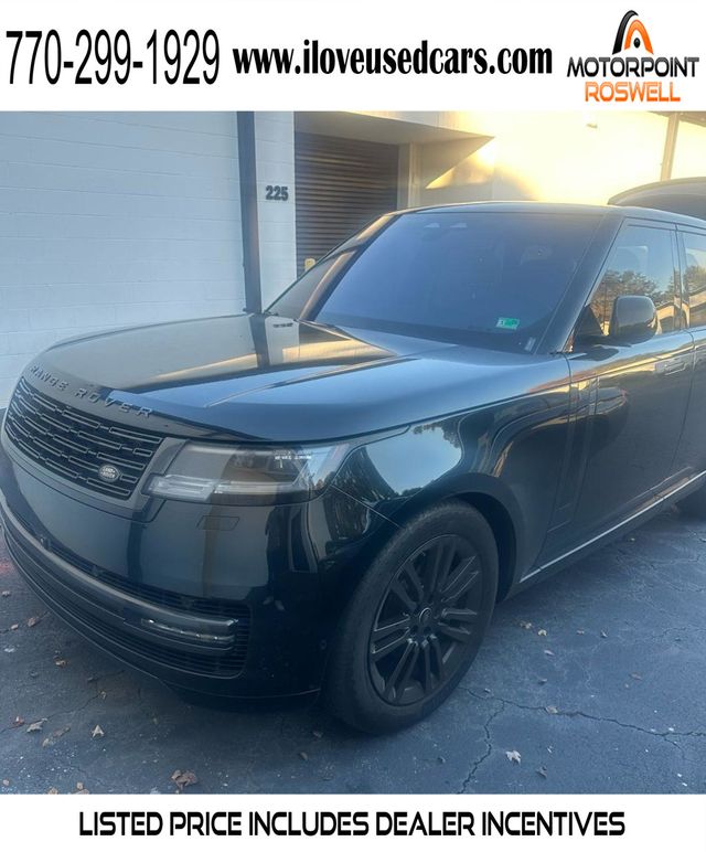 2023 Land Rover Range Rover SE's photo