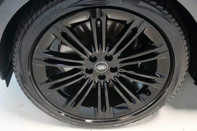 2023 Land Rover Range Rover P530 SE SWB - 22937471 - 17