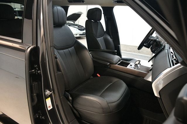 2023 Land Rover Range Rover P530 SE SWB - 22937471 - 30