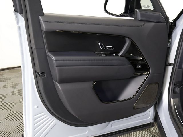 2023 Land Rover Range Rover SV SWB - 22866656 - 26