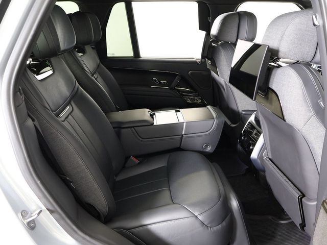 2023 Land Rover Range Rover SV SWB - 22866656 - 39