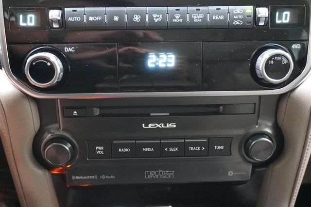 2023 Lexus GX GX 460 Premium 4WD - 22828293 - 20