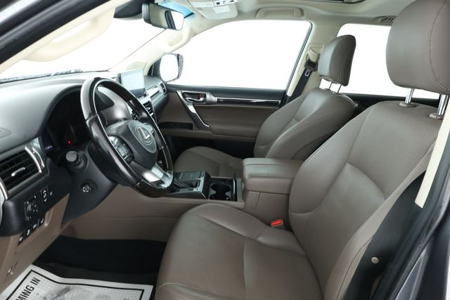 2023 Lexus GX GX 460 Premium 4WD with Heated Steering Wheel - 22930951 - 16