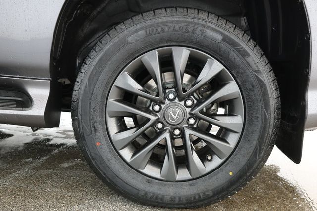 2023 Lexus GX GX 460 Premium 4WD with Heated Steering Wheel - 22930951 - 6