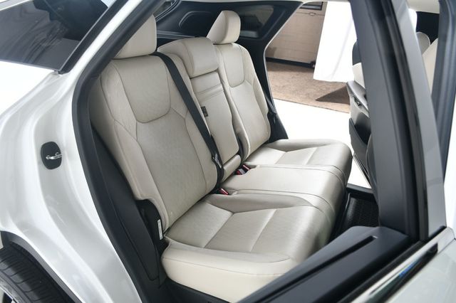 2023 Lexus RX 2023 LEXUS RX350 LUXURY-WHITE/TAN - 22922771 - 39