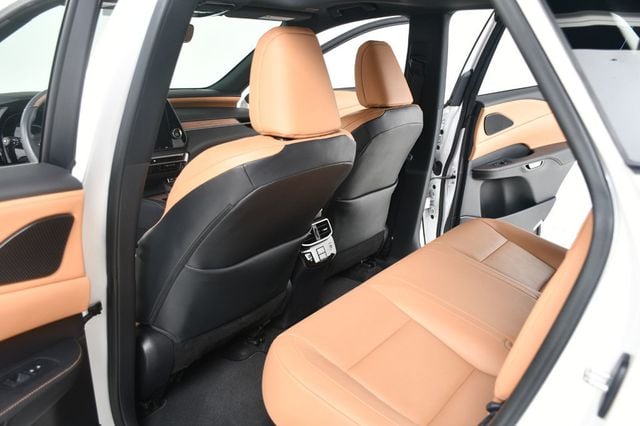 2023 Lexus RX 23 LEXUS RX350 PREMIUM WHITE/TAN SUNROOF  - 22935246 - 29