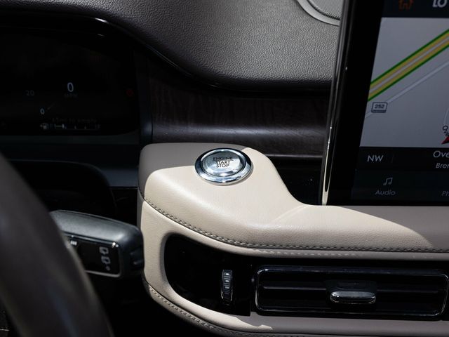 2023 Lincoln Aviator Reserve, Illumination Package, 22" Wheels, Elements Package Plus - 22898785 - 36
