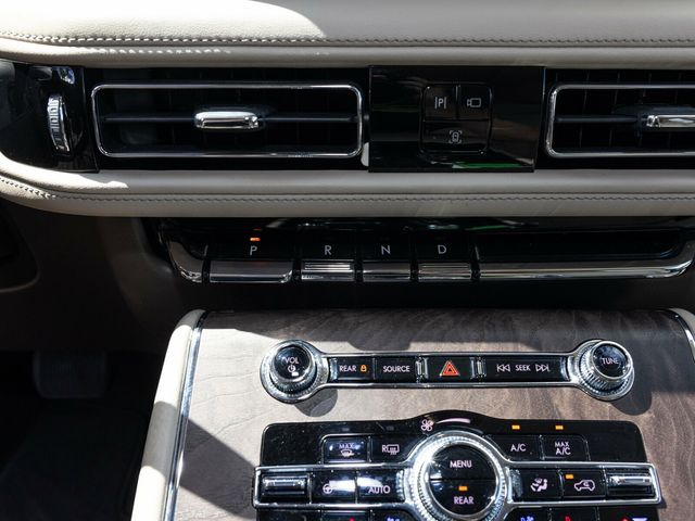 2023 Lincoln Aviator Reserve, Illumination Package, 22" Wheels, Elements Package Plus - 22898785 - 45