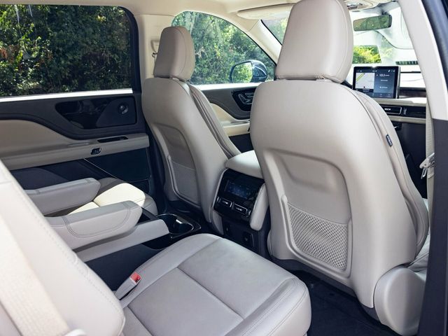 2023 Lincoln Aviator Reserve, Illumination Package, 22" Wheels, Elements Package Plus - 22898785 - 69