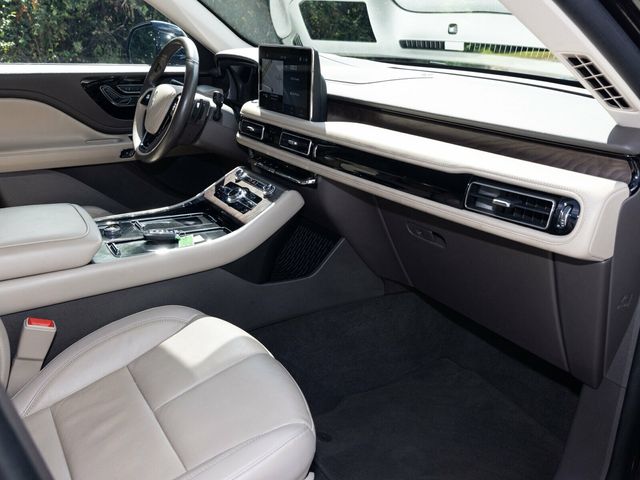 2023 Lincoln Aviator Reserve, Illumination Package, 22" Wheels, Elements Package Plus - 22898785 - 74