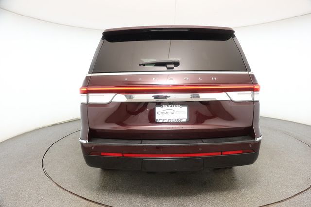 2023 Lincoln Navigator Reserve 4x4 with Equipment Group 201A & 22'' 12-Spoke Wheels - 22931416 - 4