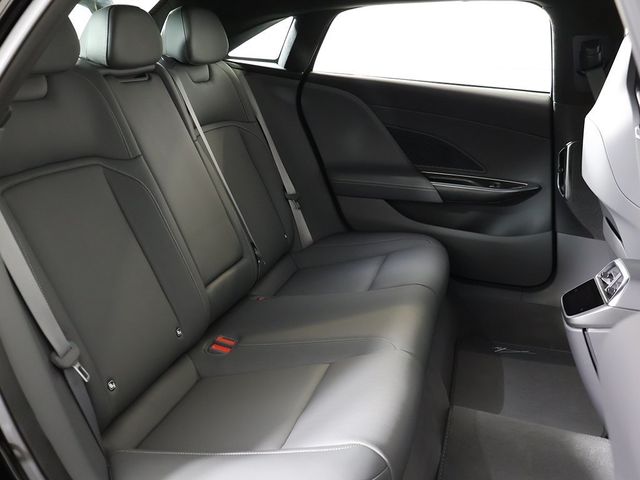 2023 Lucid Air Pure AWD - 22937119 - 37