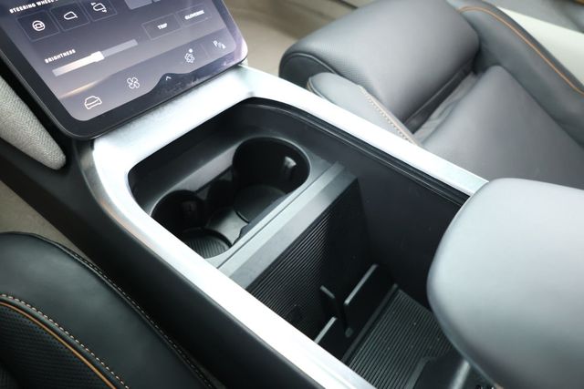 2023 Lucid Air Touring AWD - 22924383 - 14
