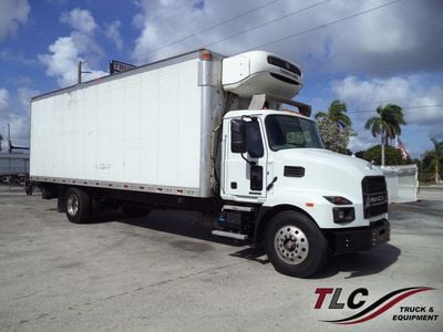 2023 Mack MD6 - 1M2MDBAA2PS006384