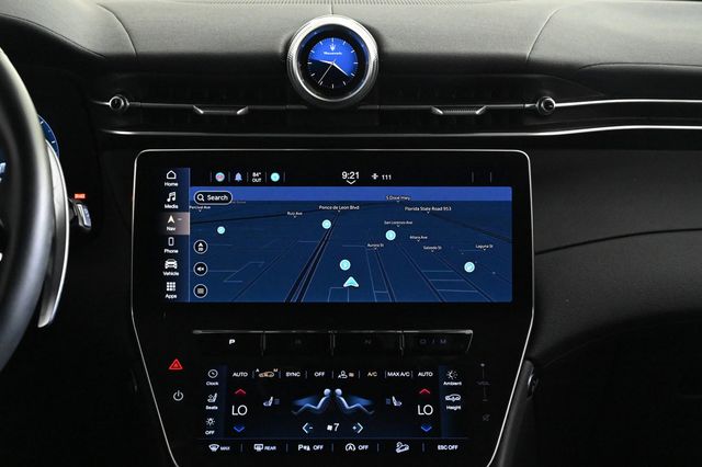 2023 Maserati Grecale Modena - 22935036 - 12