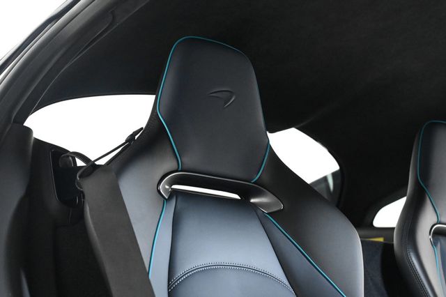 2023 McLaren Artura TechLux - 22908985 - 17