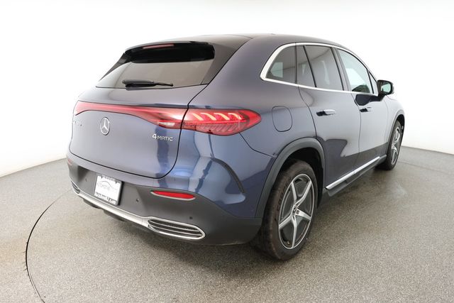 2023 Mercedes-Benz EQE EQE 500 4MATIC SUV, Exclusive with AIRMATIC & DIGITAL LIGHT Pkg - 22919035 - 3