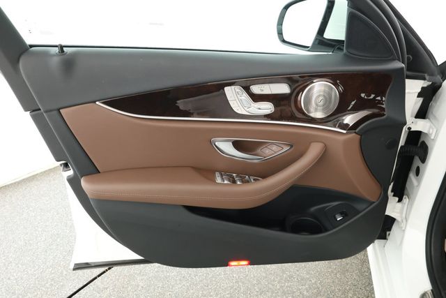 2023 Mercedes-Benz E-Class E 350 4MATIC Sedan with Premium Package, HUD & Panorama Roof - 22929362 - 8