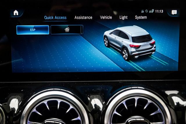 2023 Mercedes-Benz GLA GLA 250 4MATIC SUV - 22928862 - 24