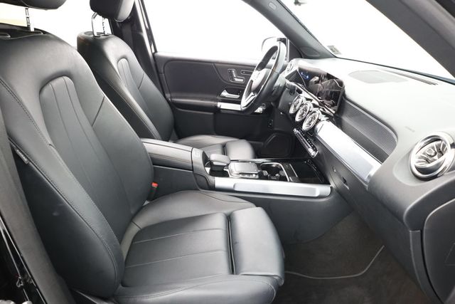 2023 Mercedes-Benz GLB GLB 250 4MATIC SUV with Premium Package & Panorama Roof - 22939470 - 18