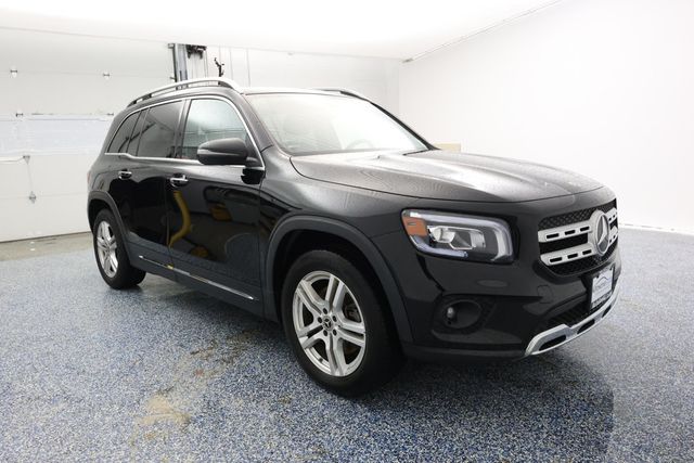 2023 Mercedes-Benz GLB GLB 250 4MATIC SUV with Premium Package & Panorama Roof - 22939470 - 1