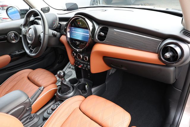 2023 MINI Cooper S Hardtop 2 Door Cooper S, Iconic Trim with Chesterfield Leather Upholstery - 22939877 - 21