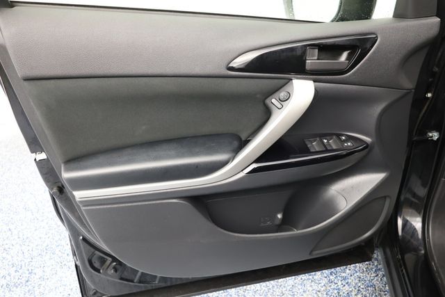 2023 Mitsubishi Eclipse Cross LE S-AWC - 22939535 - 6