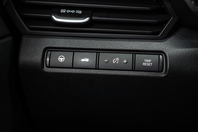 2023 Nissan Altima 2.0 SR Sedan - 22912935 - 14