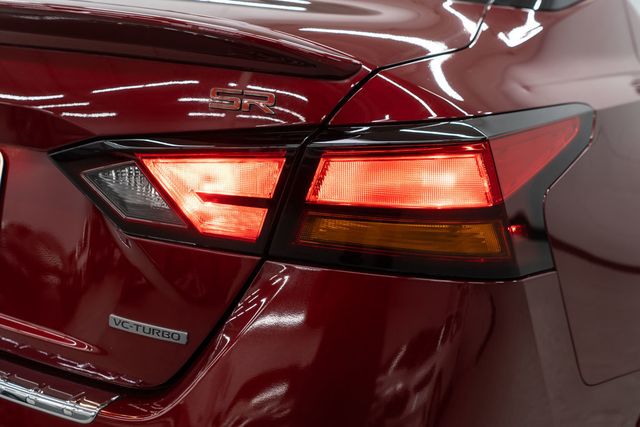 2023 Nissan Altima 2.0 SR Sedan - 22912935 - 40