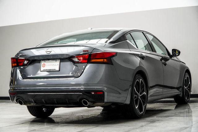 2023 Nissan Altima 2.5 SR Sedan - 22928866 - 11
