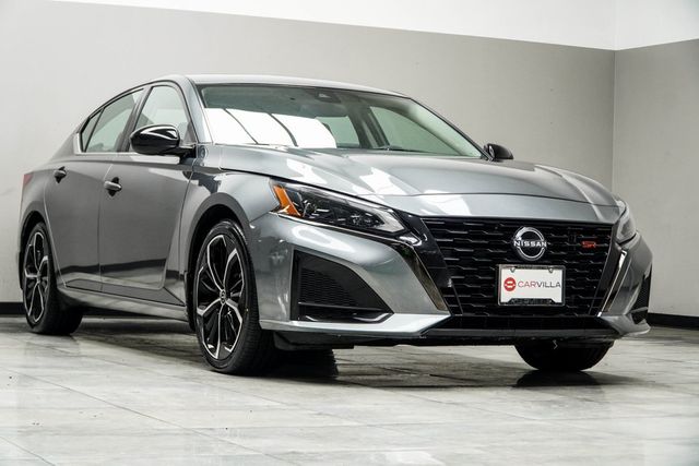 2023 Nissan Altima 2.5 SR Sedan - 22928866 - 3