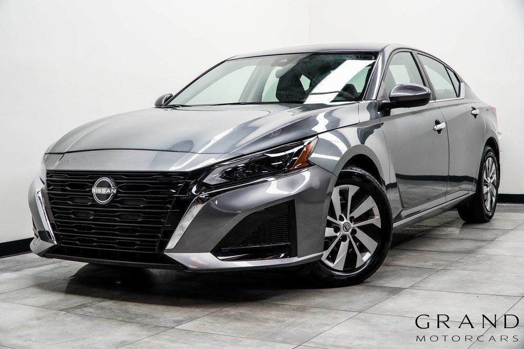 2023 Nissan Altima 2.5 S Sedan - 22934395 | Video 1