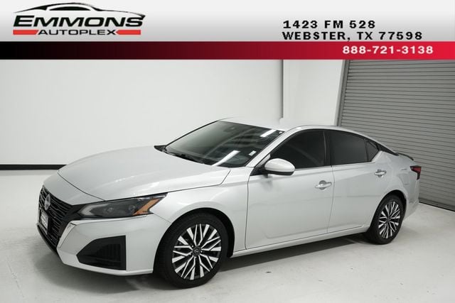 2023 Nissan Altima 2.5 SV Sedan - 22903539 - 0