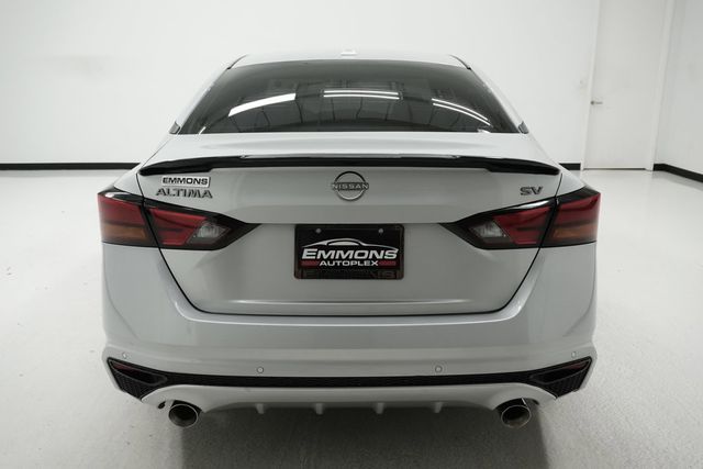 2023 Nissan Altima 2.5 SV Sedan - 22903539 - 4