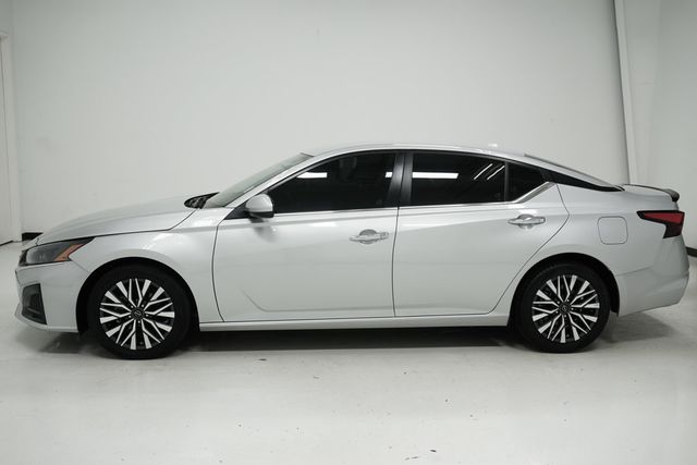 2023 Nissan Altima 2.5 SV Sedan - 22903539 - 6