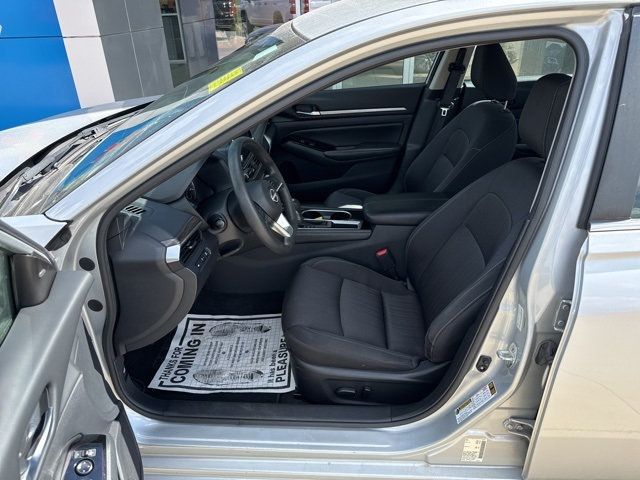 2023 Nissan Altima 2.5 SV Sedan - 22922474 - 7