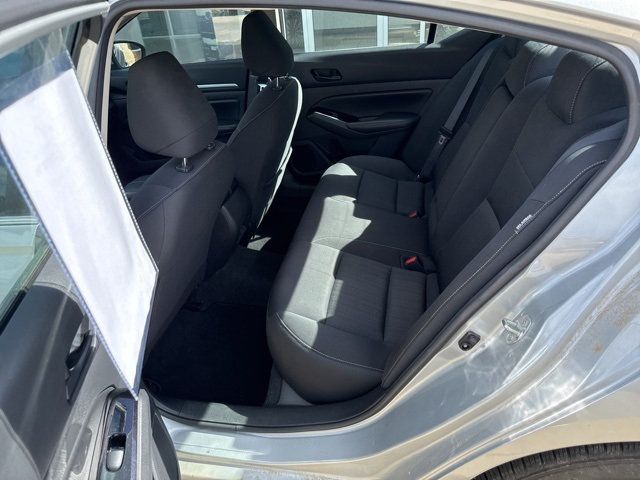 2023 Nissan Altima 2.5 SV Sedan - 22922474 - 8